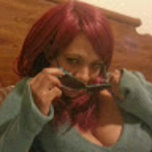 Meet your Posher, Carissa